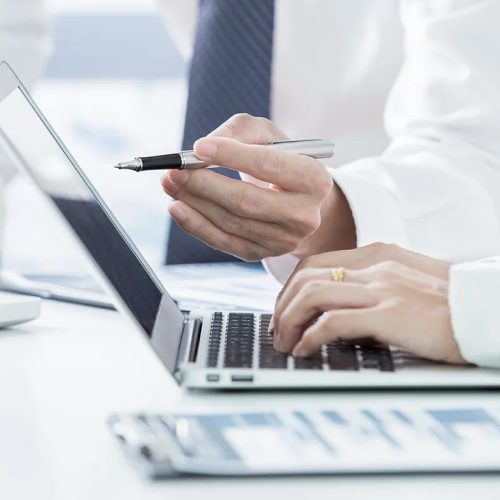 Adopting Senior Housing Management Software to Navigate Today’s Industry Demands