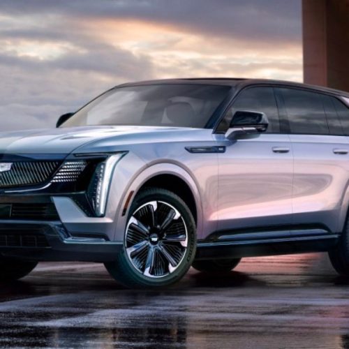 Things Buyers Should Carefully Evaluate Before Selecting EV SUVs for Sale