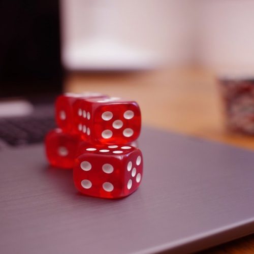 Random draw generation processes in ethereum keno systems